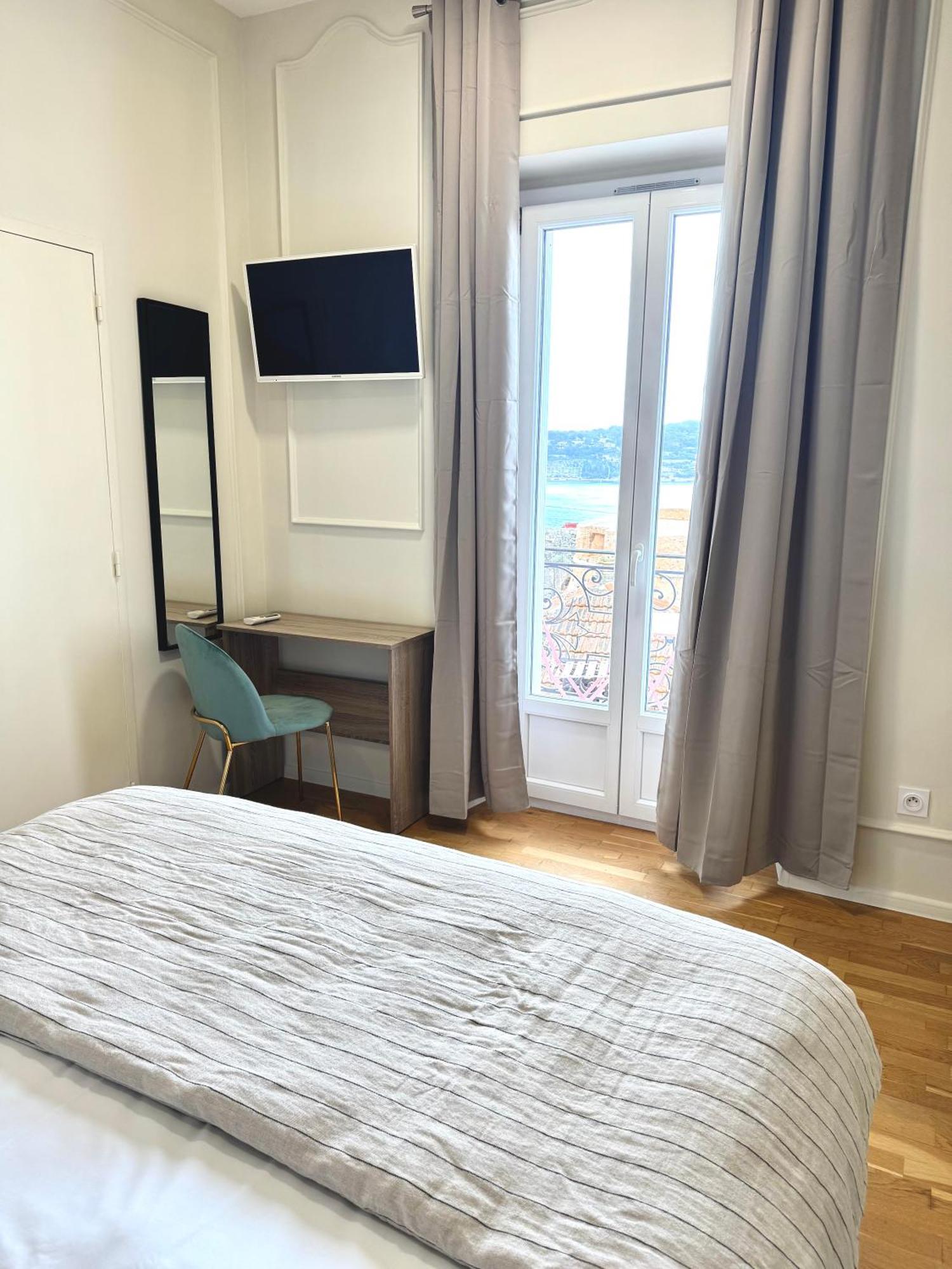 Hotel La Citadelle Вильфранш-сюр-Мер Экстерьер фото