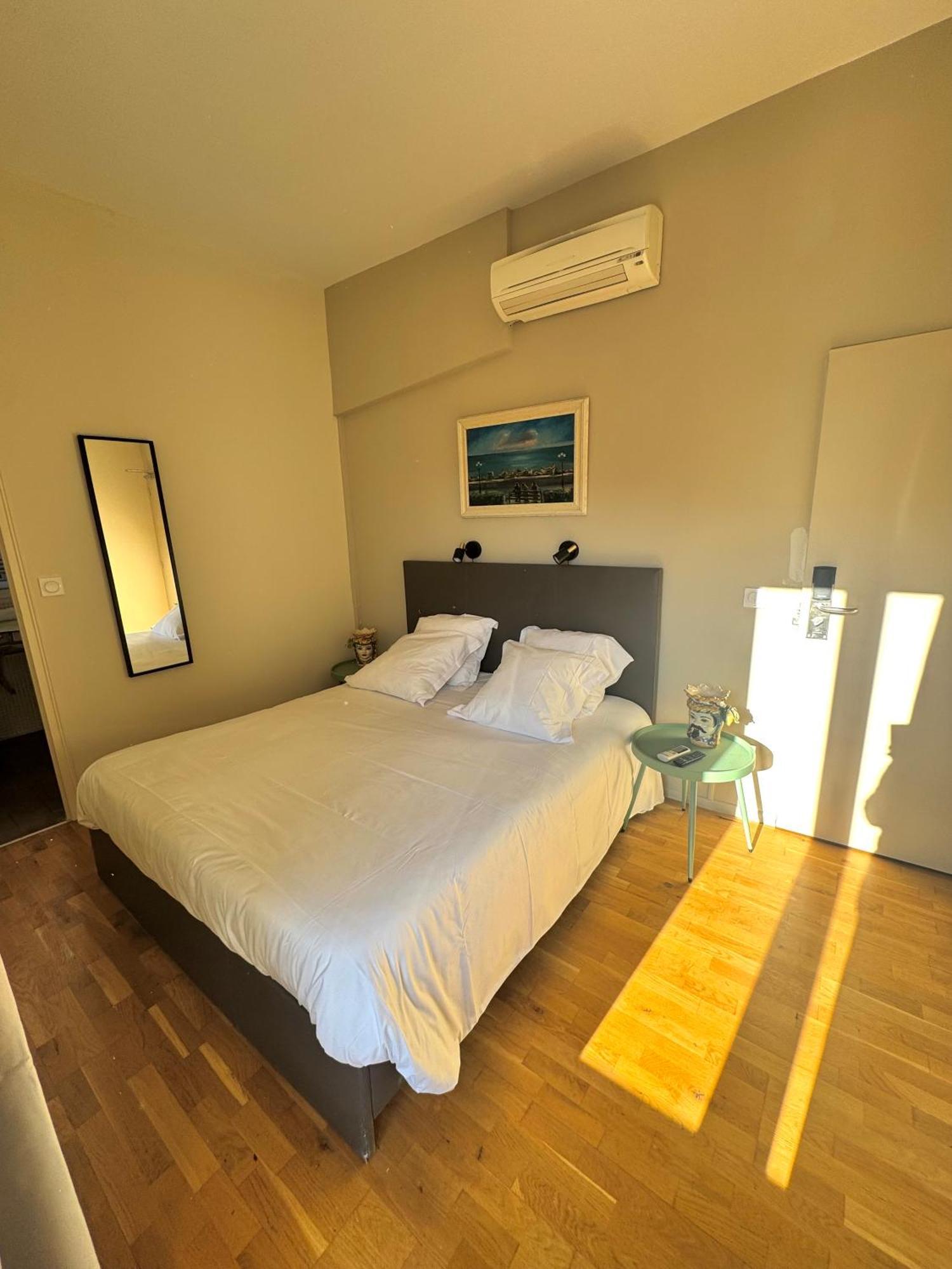 Hotel La Citadelle Вильфранш-сюр-Мер Экстерьер фото